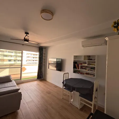 Apartman Benalbeach. Espectacular Terraza, Vistas Al Mar. *