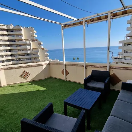 Benalbeach. Espectacular Terraza, Vistas Al Mar. 베날마데나코스타